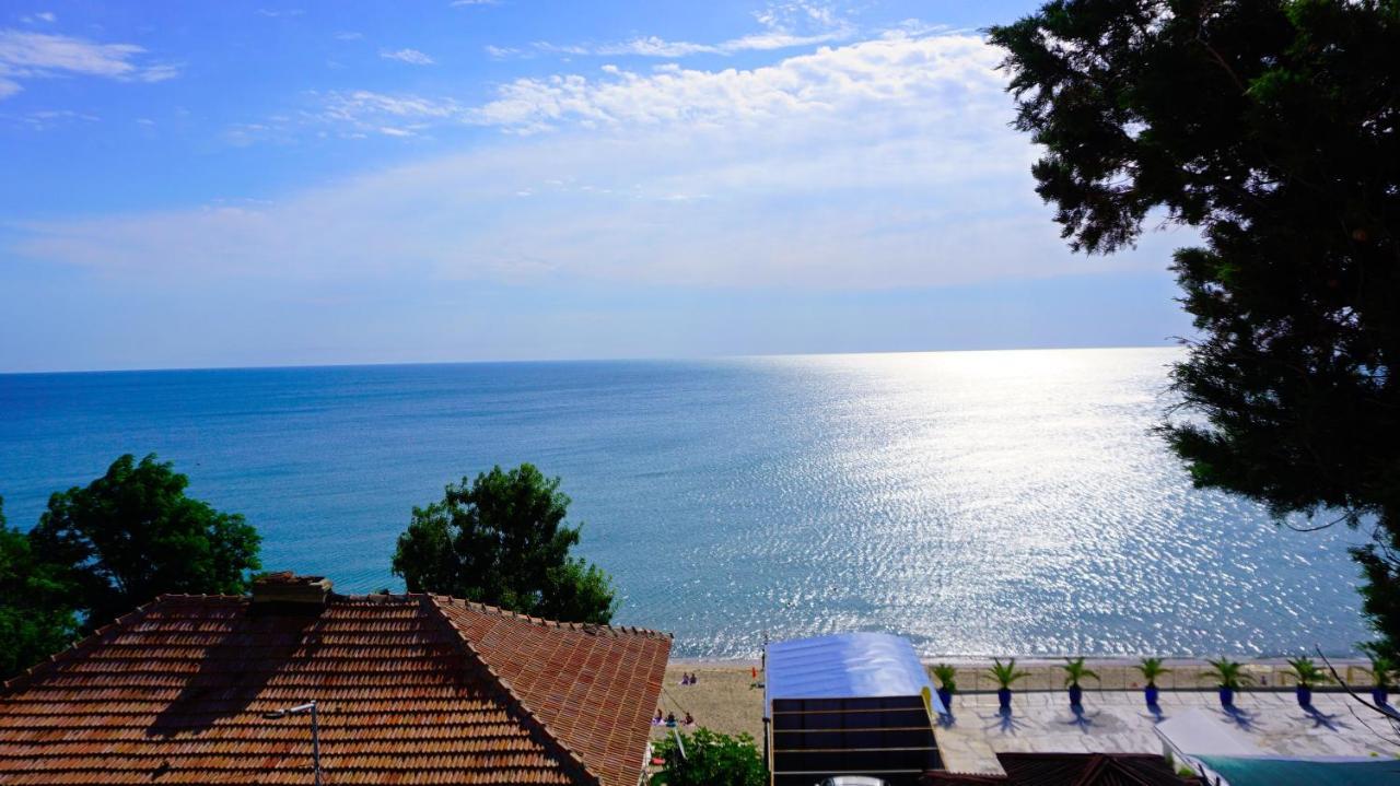 Апартаменти Атеа На Плажа - Apartments Atea On The Beach Obzor Zewnętrze zdjęcie