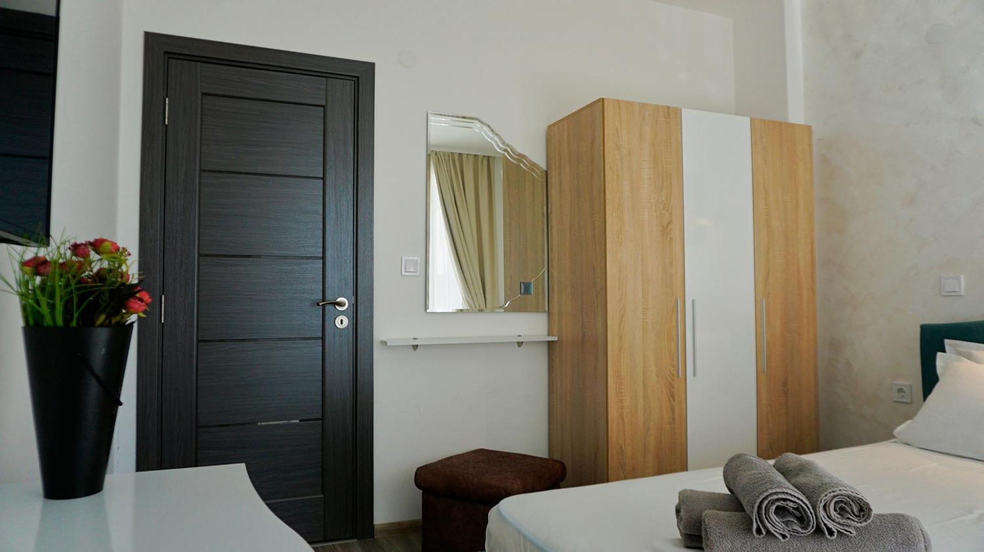 Апартаменти Атеа На Плажа - Apartments Atea On The Beach Obzor Zewnętrze zdjęcie